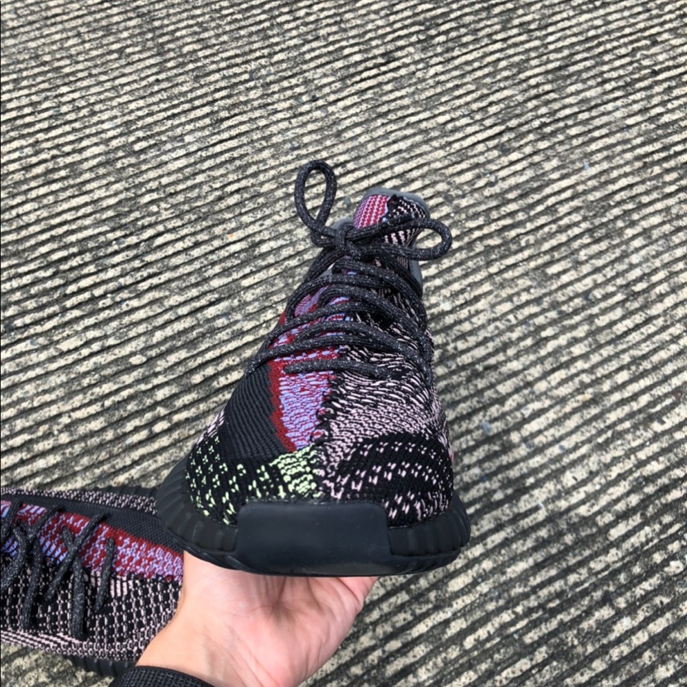 Adidas Yeezy Boost 350 V2 Yecheil Size 12.5 - Picture 4 of 8